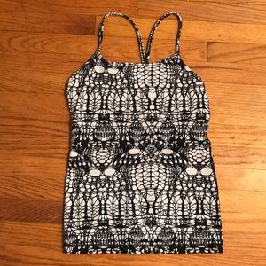 Lululemon tank